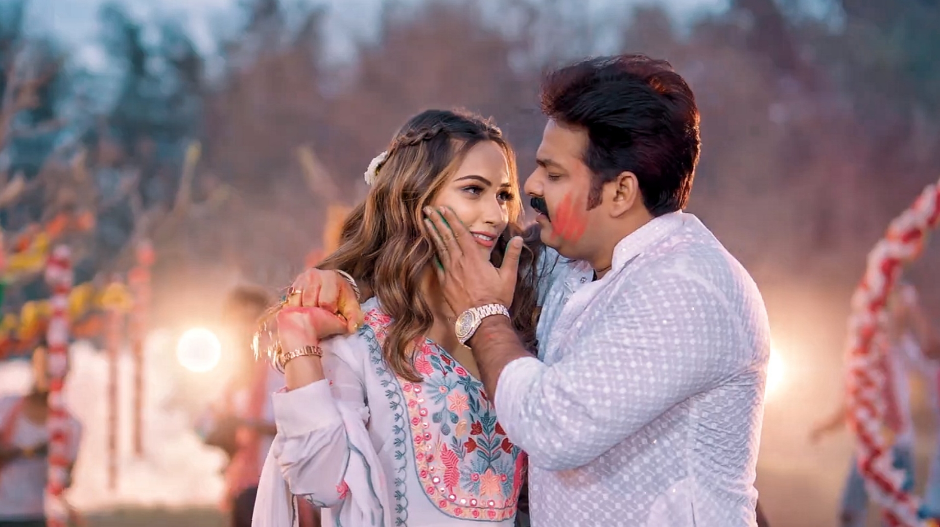 Pawan Singh Holi song: